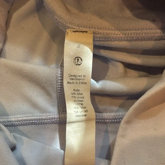 Light blue Lululemon Leggings (size 2) - Picture 3 of 7